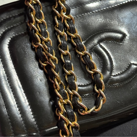💯AUTH CHANEL MINI FLAP BAG PATENT BLACK LEATHER GOLD CHAIN SHOULDER CROSSBODY - Picture 10 of 15